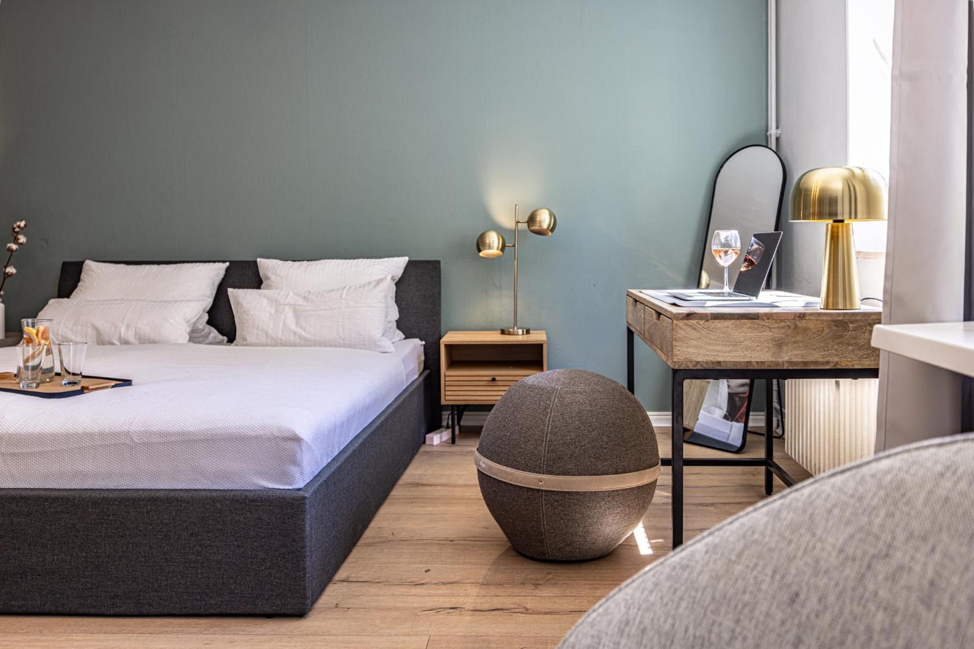 Have-A-Nice-Stay - Nahe Bahnhof Ahrensburg - 20 Minuten Nach Hamburg - Trotzdem Ruhig Gelegen - 6 Minuten Zu Fuss Ins Zentrum Ahrensburg - Modern Eingerichtet 외부 사진